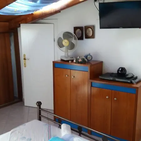 Peramos Country Villas Tatil Evi Néa Péramos